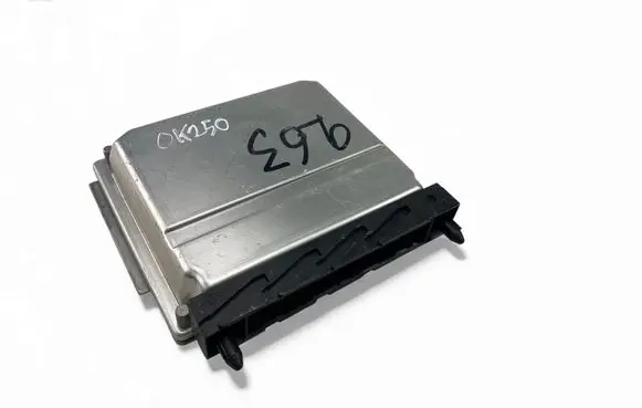 Volvo S60 Engine control unit/module ECU 08627757A 0261207392