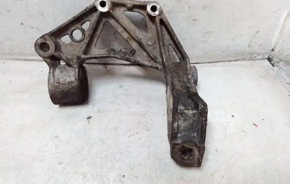 Skoda Roomster (5J) Front lower control arm/wishbone 6Q0199294D