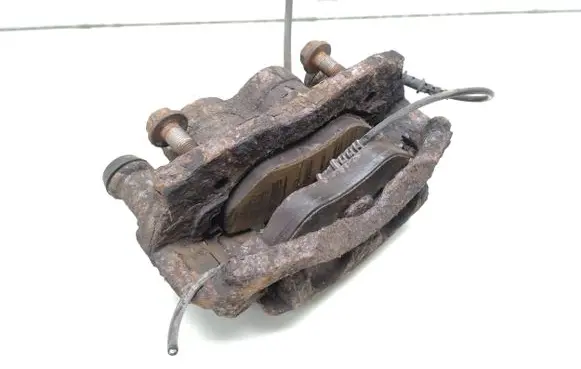 Mercedes-Benz Sprinter W906 Front brake caliper A0525456228