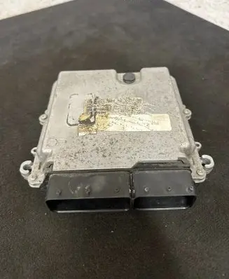 Mercedes-Benz GLE (W166 - C292) Engine control unit/module A6519004201