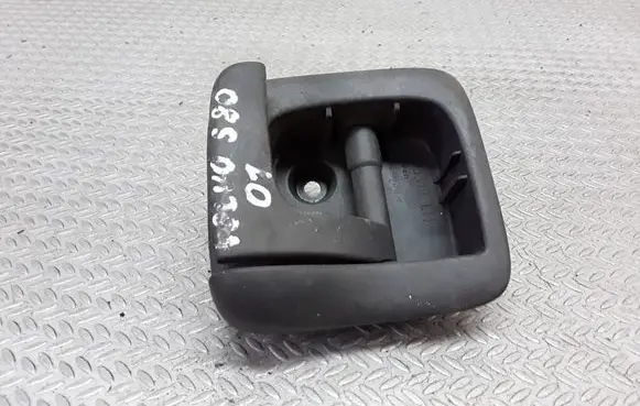 Engine bonnet (hood) release handle