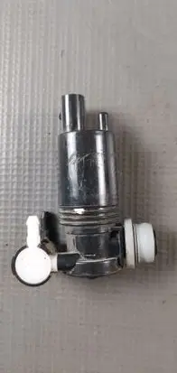 Volvo V90 Cross Country Windscreen/windshield washer pump 1049619001 170527C 441842