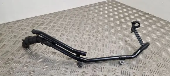 Volkswagen Golf VII Engine coolant pipe/hose