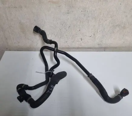 Mercedes-Benz E W212 Engine coolant pipe/hose A2125016482