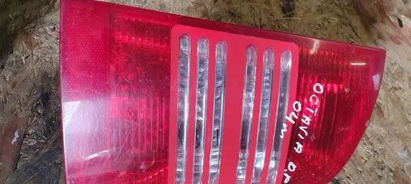 Skoda Octavia Mk1 (1U) Rear/tail lights 1U9945112B