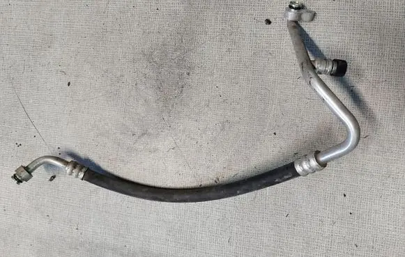 Suzuki Ignis Air conditioning (A/C) pipe/hose