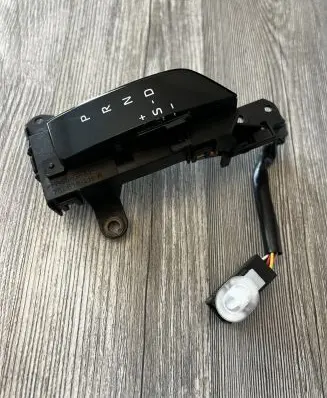 Toyota RAV 4 (XA50) Gear shift selector indicator 76L816LH 76L816