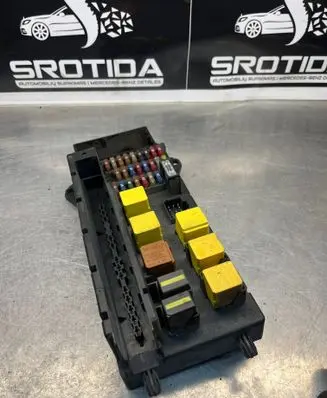 Mercedes-Benz Sprinter W906 Fuse module A9065450401