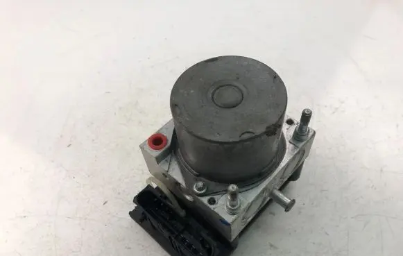 Peugeot 107 ABS Pump 445100H010