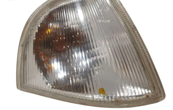 Skoda Octavia Mk1 (1U) Front indicator light 185163B