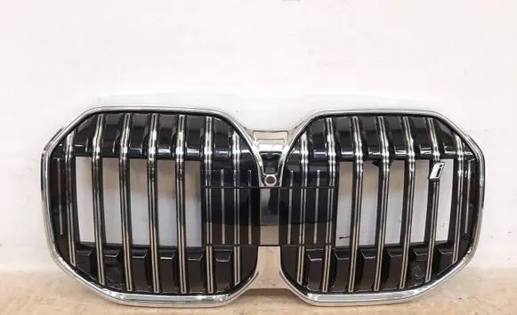 BMW 7 G70 Front bumper upper radiator grill 5A261E9 5A076E1 51135A261E9