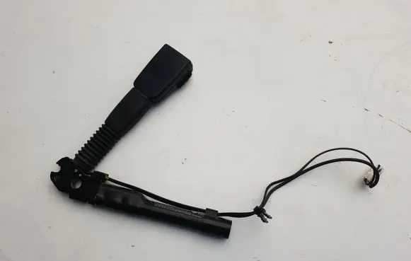 BMW 2 F22 F23 Front seatbelt buckle 7259388 34117259388 0148