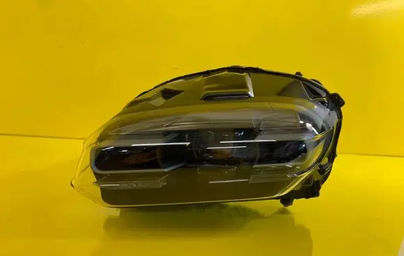 Porsche Taycan 9J1 Headlight/headlamp 9J1941031E