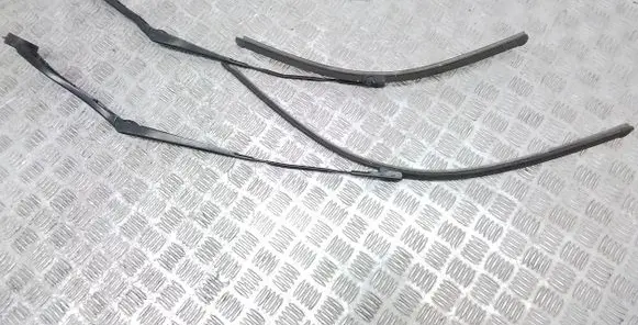 BMW i3 Windshield/front glass wiper blade 7322162 7322164