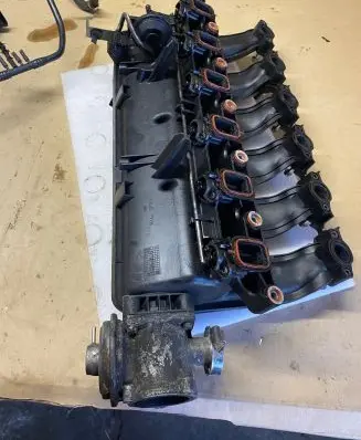 BMW 5 E60 E61 Intake manifold 7790701 3167791480