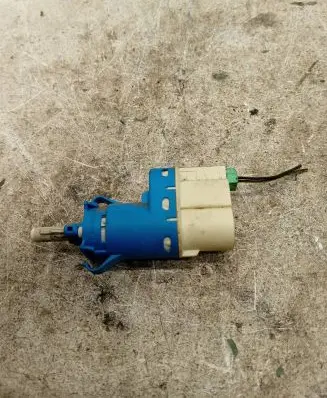 Ford C-MAX I Brake pedal sensor switch 3M5T9C872AB