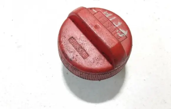 Nissan Almera Fuel tank filler cap 