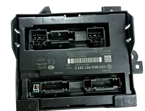 Audi A5 8T 8F Comfort/convenience module 8K0907289C 5DK00940530HLHW41