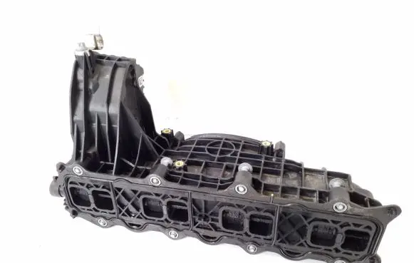 Mercedes-Benz SLK R172 Intake manifold A6510900037