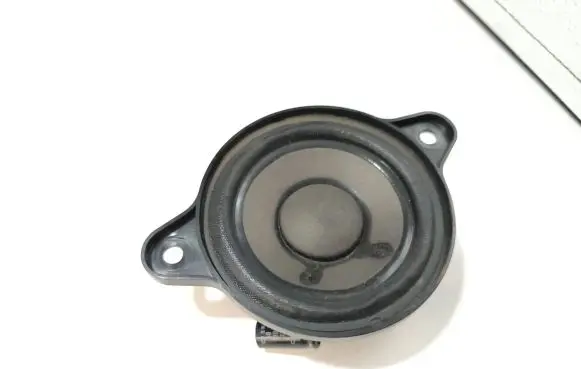 Mercedes-Benz E W211 Panel speaker A2118203002