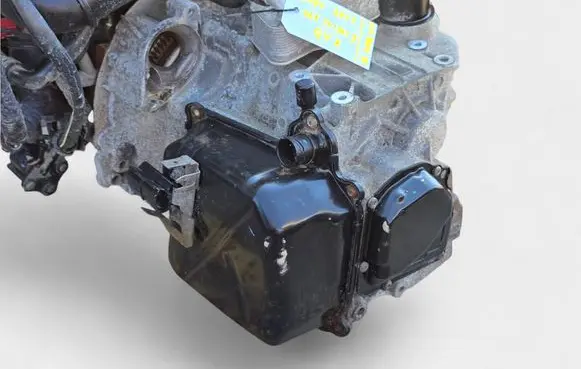 Volkswagen Caddy Automatic gearbox QYX 02E301103J