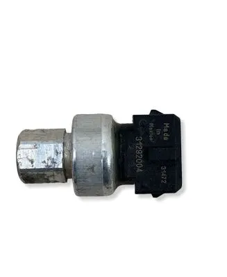 Volvo V40 Air conditioning (A/C) pressure sensor 31292004 31472
