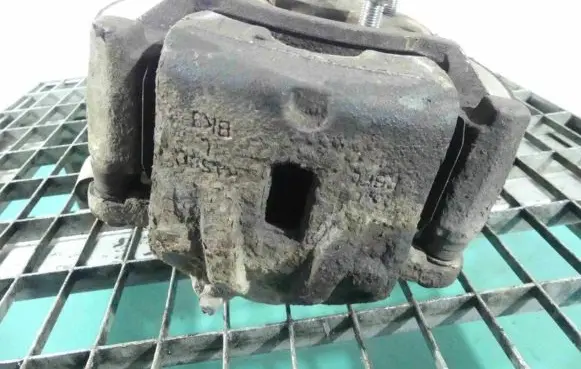 KIA Carens I Front brake caliper IMPRK1155667