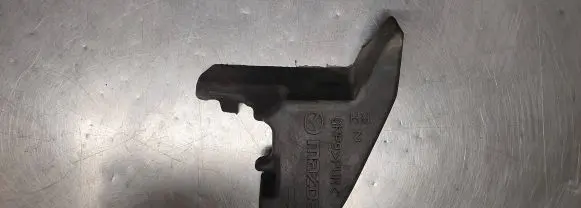 Mazda 6 Fender foam support/seal GHP9