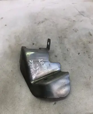 Nissan Juke II F16 Heat shield in engine bay 237378514r