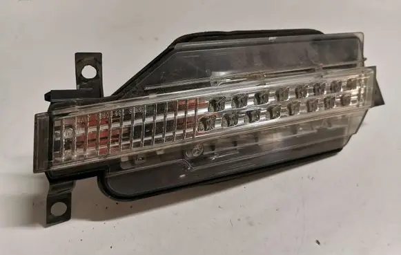 Subaru Legacy Tailgate rear/tail lights 23620952