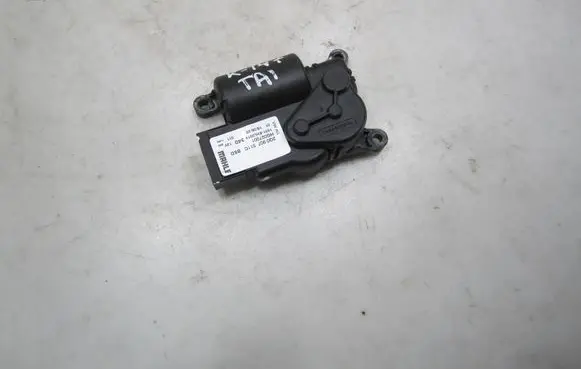 Volkswagen Taigo Air flap motor/actuator 2Q0907511C HG027001 1651EEL0019