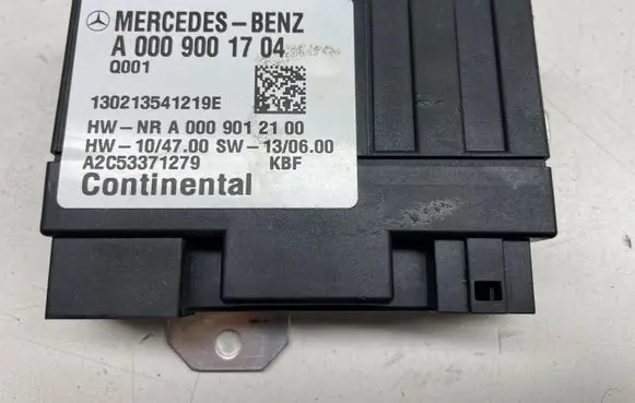 Mercedes-Benz E C207 W207 Fuel injection pump control unit/module A0009001704
