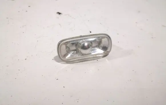 Audi A4 S4 B6 8E 8H Front fender indicator light 8E0959127