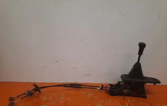 Opel Agila A Gear shifter/selector 55557036