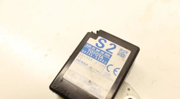 Lexus IS 220D-250-350 Door control unit/module 8974053053