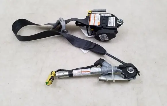 Honda CR-V Front seatbelt A8145SWWGOG