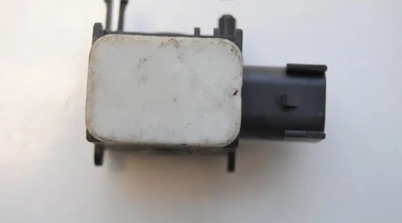 Hyundai Santa Fe Airbag deployment crash/impact sensor 959302B000