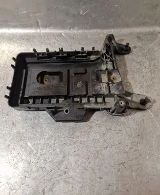 Seat Leon (1P) Battery tray 1K0915333C