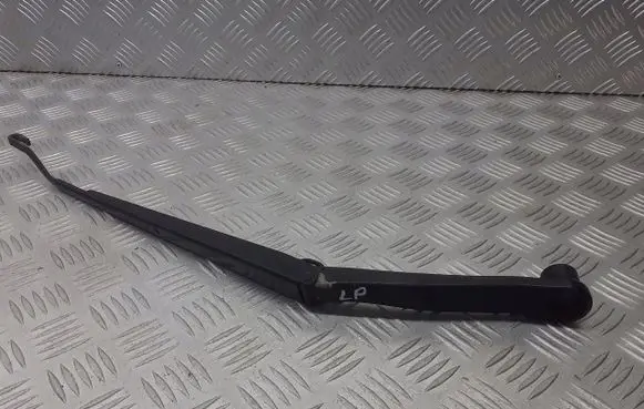 Chrysler Pacifica Front wiper blade arm