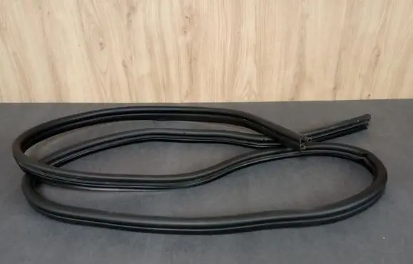Mercedes-Benz Citan W415 Rear door rubber seal (on body)
