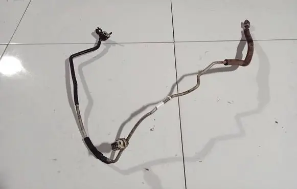 Mazda 6 Air conditioning (A/C) pipe/hose