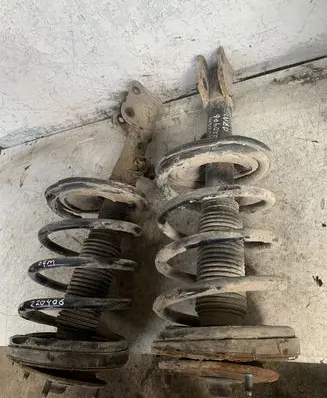 Hyundai Santa Fe Front shock absorber with coil spring