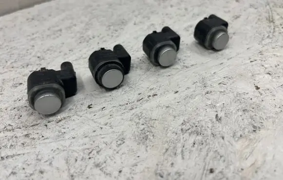 BMW 5 E60 E61 Parking PDC sensor 6070190041