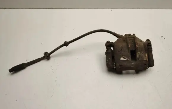 Peugeot 2008 I Front brake caliper 1651756780