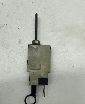 Renault Espace IV Fuel tank cap lock 8200000966 97000037