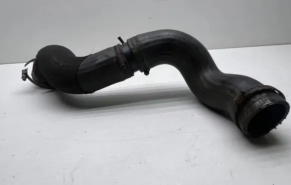 Volvo XC60 Intercooler hose/pipe 30792884 31274103