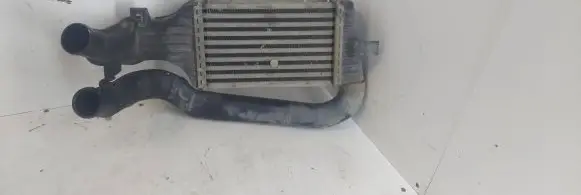 Opel Zafira A Intercooler radiator 24436438