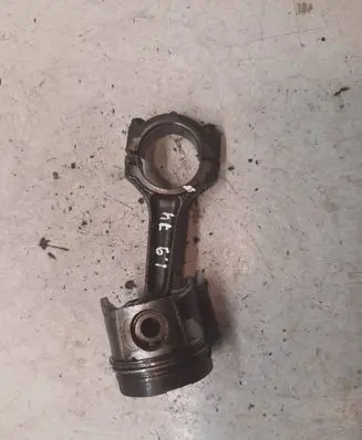 Renault Scenic I Piston with connecting rod