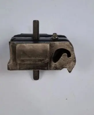 Ford Escort Gearbox mount 89AB6B049AD 6688116 6186770