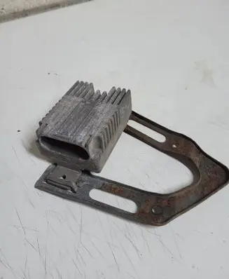 Mercedes-Benz E W210 Coolant fan relay A0275458032 E5001004